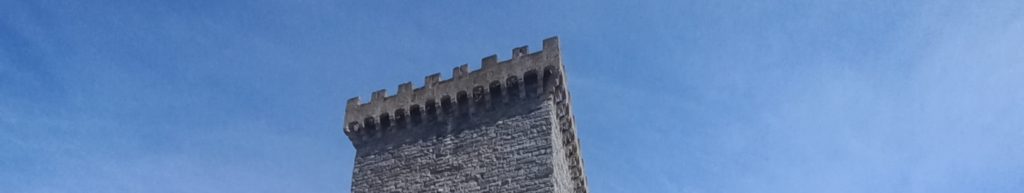La Tour brune d'Embrun dans les Hautes-Alpes. 